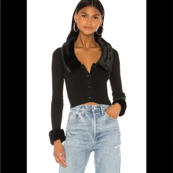 Superdown Revolve Black Elaney Fur Trim Sweater Cardigan - Picture 2 of 10